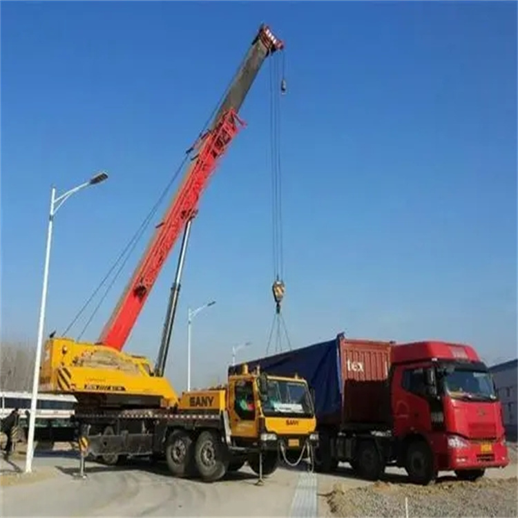 任县吊车出租吊装大件的时候的注意事项